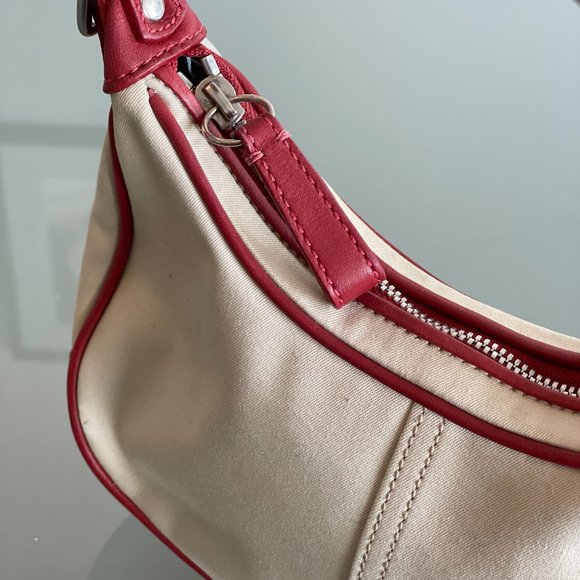 Coach Red and Cream Shoulder Bag - Picture 3 of 10
